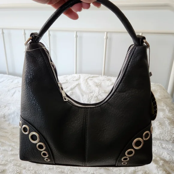 NWT Olivia and Kate New York Black Shoulder Bag.   Crossbody Strap included. - Picture 2 of 9